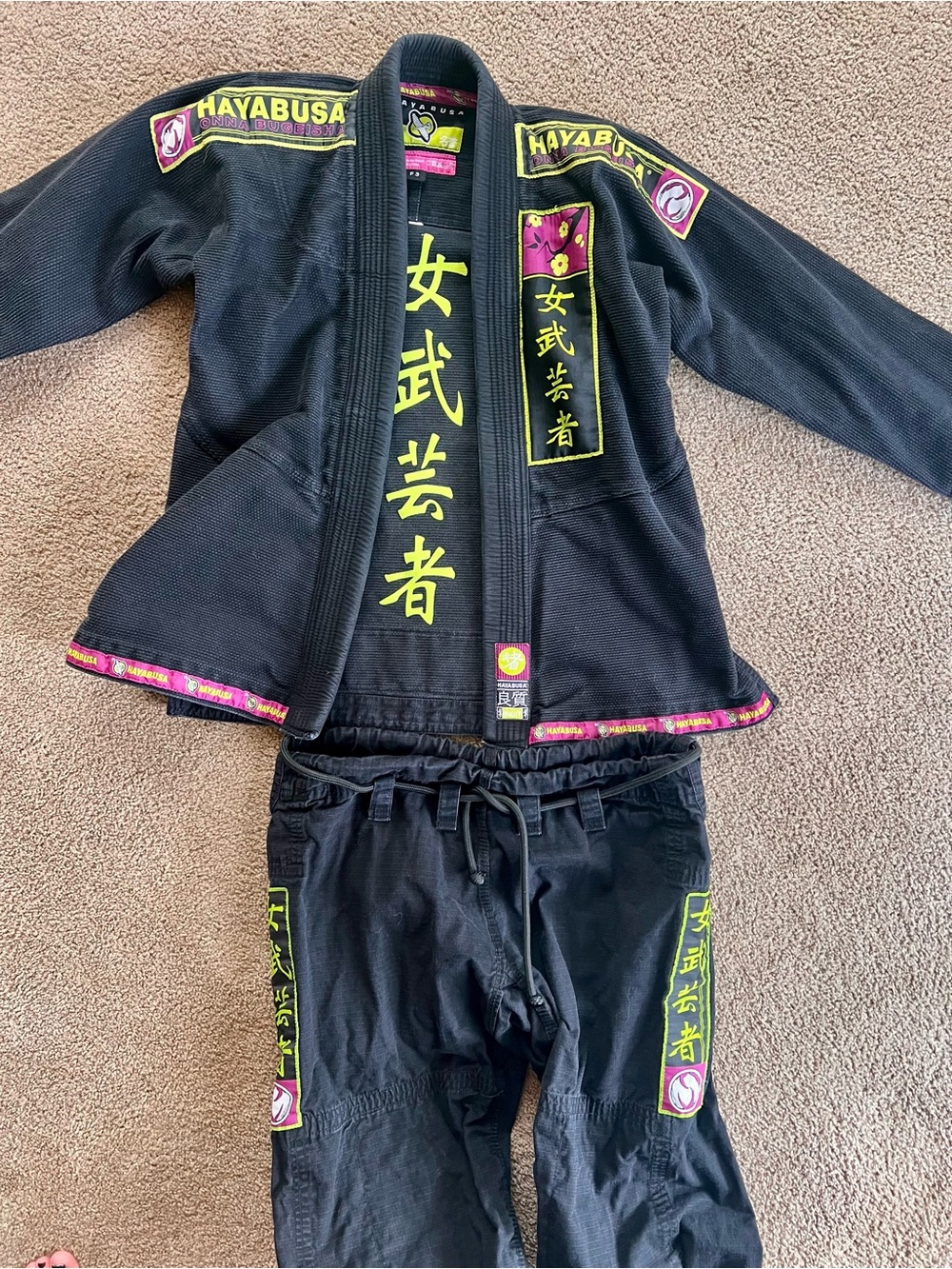 Hayabusa Shinju Female Jiu Jitsu Gi in Black 🌸